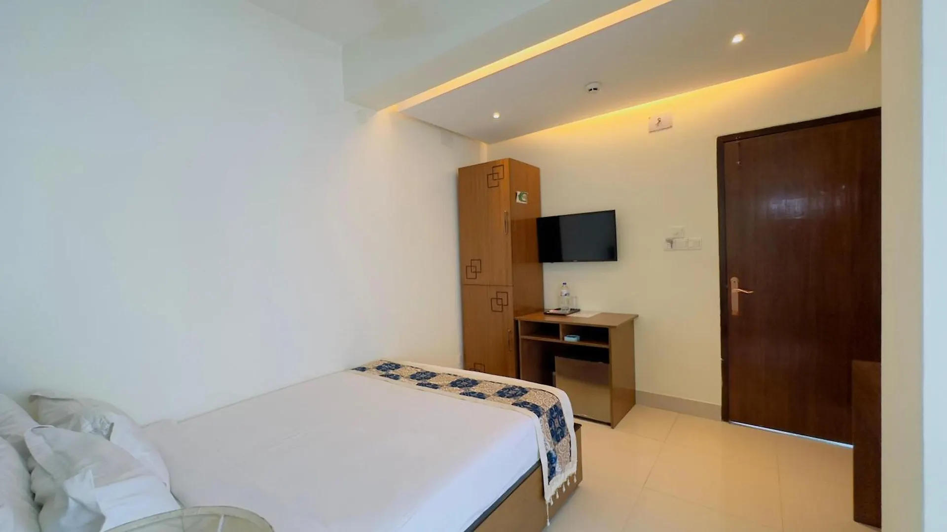 Hotel The Grand Hyatt Dhaka 3*,